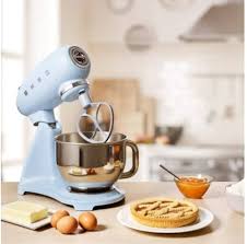 Batidora SMEG SMFB01: Mezcla Perfecta